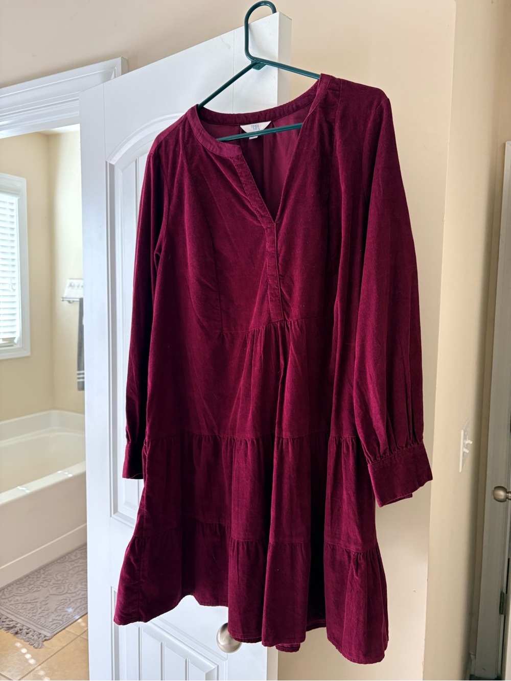 Time and Tru Burgundy Tiered Long Sleeve V-Neck Dress